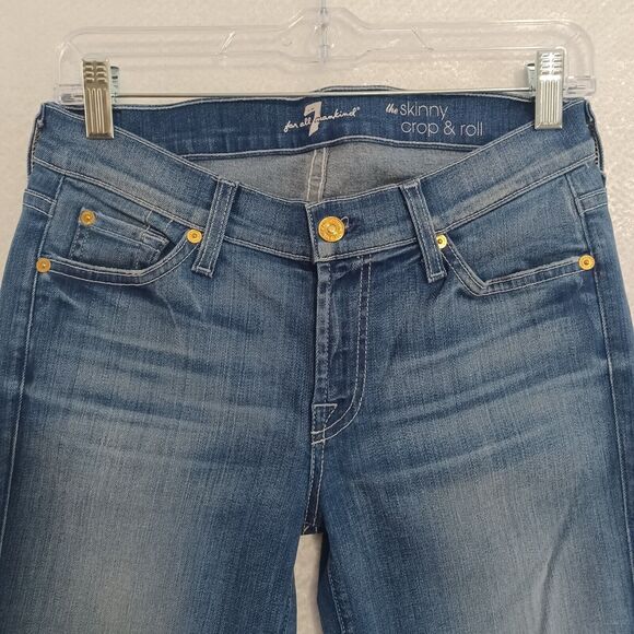 7 for All Mankind Size 27 THE SKINNY CROP & ROLL Medium Wash Cuffed Denim Jeans - Picture 3 of 7